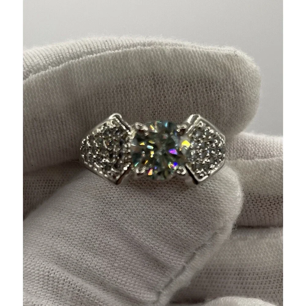 Blue/Green Round Cut Diamond Solitaire 2.94 Carat Certified